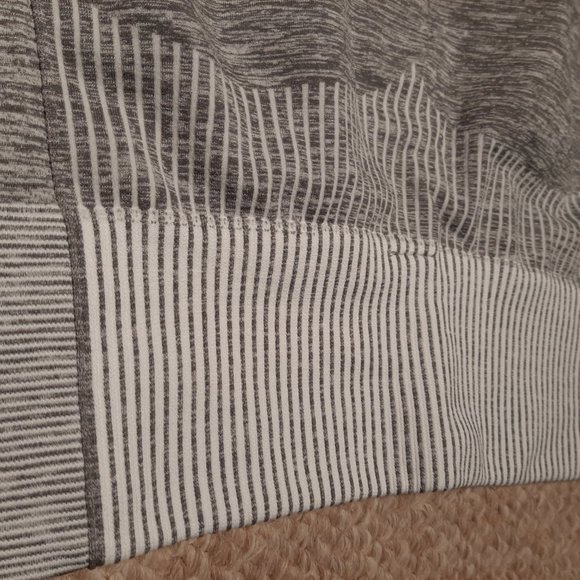 New Fitness Compression Leggings. - Picture 6 of 13